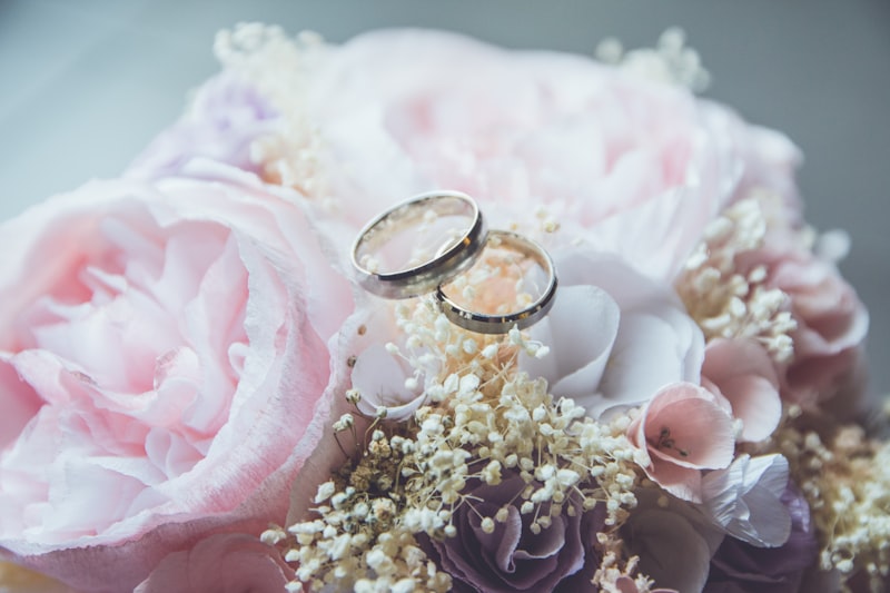 Romantic pre-wedding couple shoot